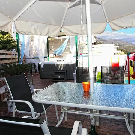Ariadni Familie House *