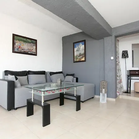 Villa Ariadni Familie House *